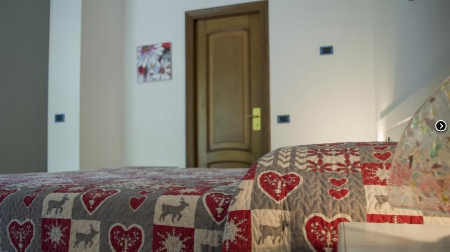 Nuovo Hotel Tripoli Settimo Vittone Szoba fotó
